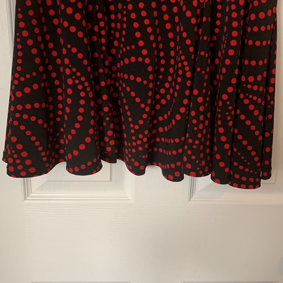 NWOT!!!! George stretch black and red printed long skirt. - Picture 4 of 8